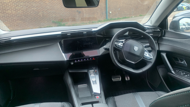 Peugeot 308 1.2 PureTech Allure 5dr EAT8 Petrol Hatchback